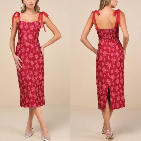 Lulus Dresses & Skirts - Lulu's Magenta Floral Jacquard Midi Dress